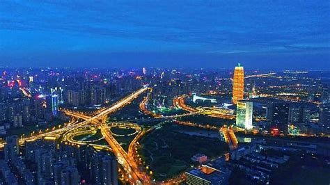 【郑州|定了！郑州二七广场将建下穿隧道！全长1370米，预计2021年完工|郑州|完工|全长|中原路|二七广】_傻大方
