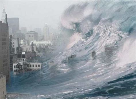 发生海啸时，面对大灾难，我们要如何自救？