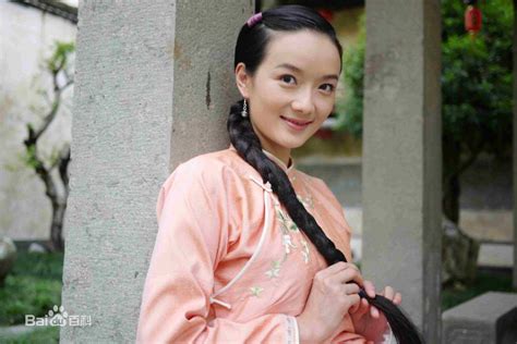 李梅可主演电视剧红槐花图片