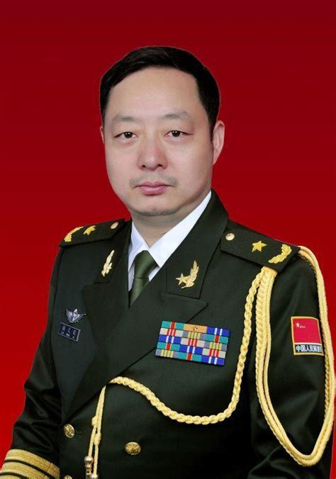 第一任海军司令是萧劲光，空军司令是刘亚楼，第一任陆军司令是谁|任陆军|陆军|司令_新浪新闻
