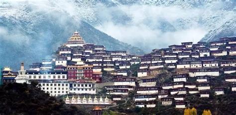 乡村振兴！甘孜州白玉县第一个藏乡旅游示范点在这个小山村落地了！