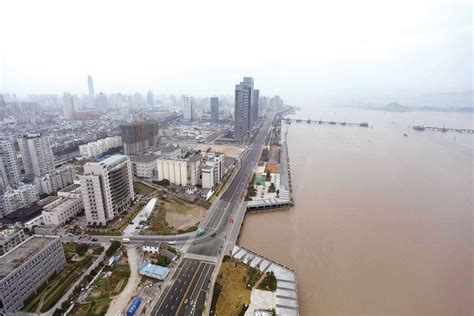 瓯江路城市阳台段恢复通车：城市阳台项目已完工，正在进行细节优化提升 - 永嘉网