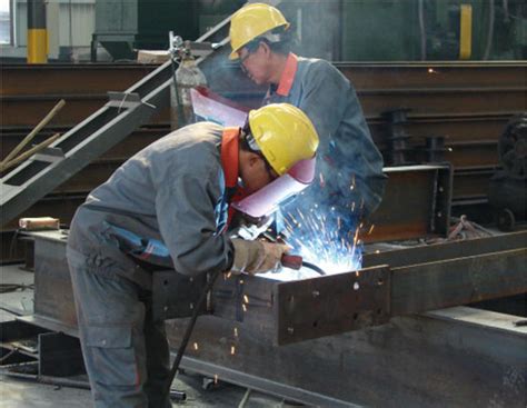 洲翔钢结构生产线焊接H型钢与热轧H型钢的区别（一）-洲翔焊割官网