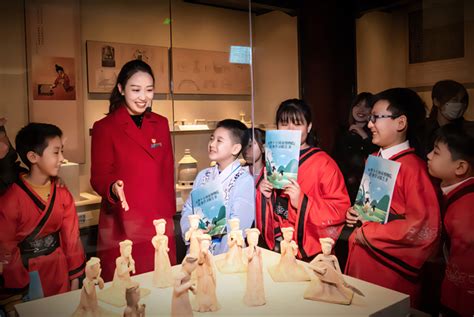 “全国科普教育基地”在河南博物院揭牌
