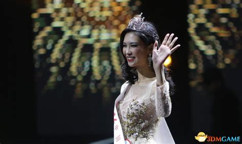 越南第一个世界级选美冠军到底有多美？|界面新闻 · JMedia