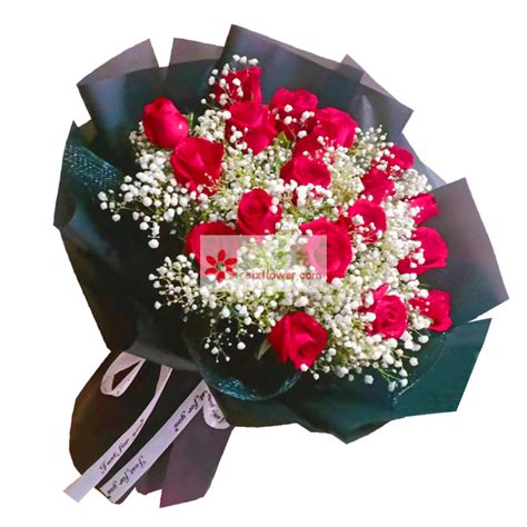 21朵红玫瑰满天星，许下爱你的心愿 - 六朵花