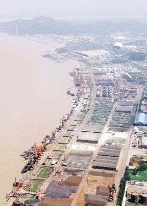镇江港：从“小码头”到“亿吨大港” --中国水运报数字报·中国水运网
