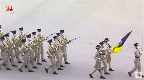 香港保安局步操大汇演开始！各纪律部队同场表演中式步操-新闻频道-和讯网