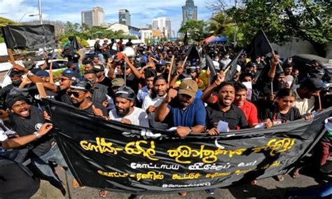 斯里兰卡总理宣布竞选下任总统 街头再度爆发抗议_凤凰网资讯_凤凰网