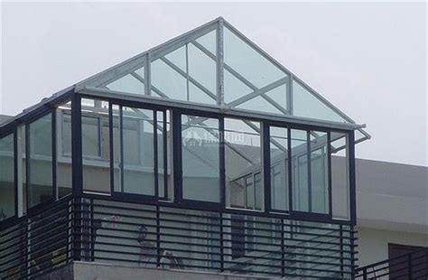 封阳台样式有哪些？封阳台用什么材料好？|钢化玻璃|阳台|阳台窗_新浪新闻