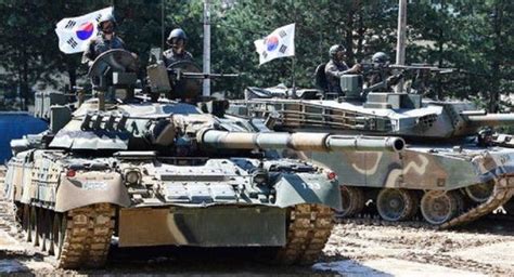 美国陆军参观韩国陆军装甲兵学校的K-2“黑豹”和T-80主战坦克|主战坦克|陆军|装甲兵_新浪新闻