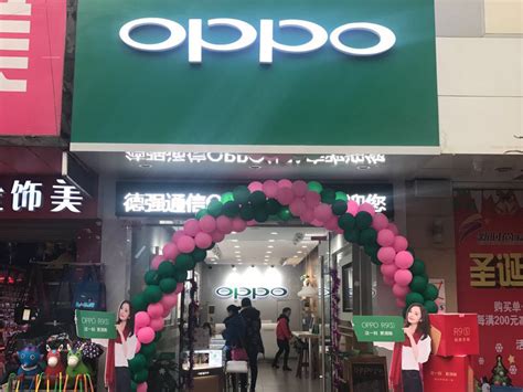 OPPO 超级旗舰店开到第三家，我们和设计师聊了聊门店哲学__凤凰网