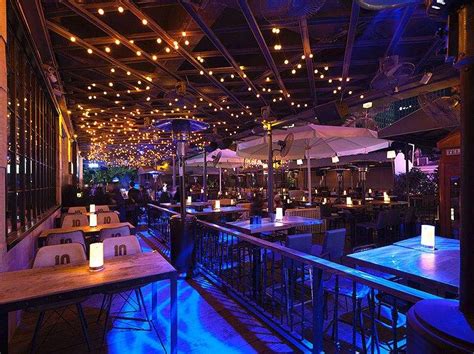 2023珠海粤海酒店·木棉花高空旋转餐厅·聚会派对美食餐厅,但是新开的酒吧真的很一般，...【去哪儿攻略】