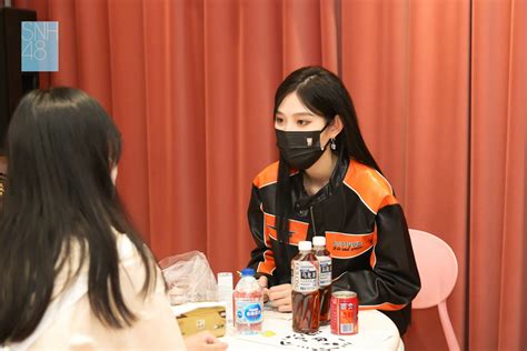 SNH48 GROUP第七届年度总决选 TOP48汇报MV《不问将来》全网上线