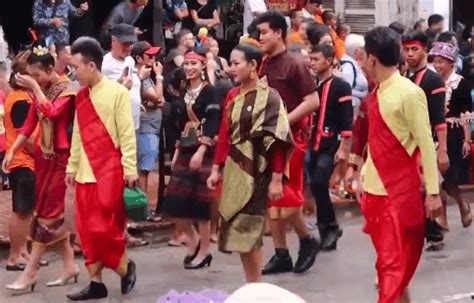 老挝新年故事与琅勃拉邦的庆祝活动_中国—东盟中心