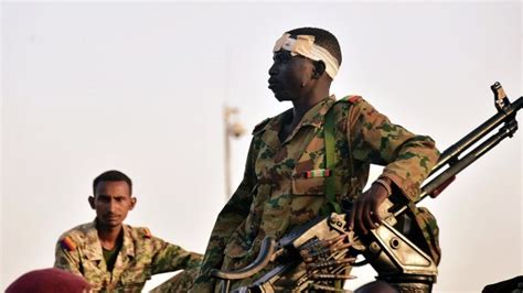 苏丹武装部队应对示威活动 致2人死亡80多人受伤_凤凰网