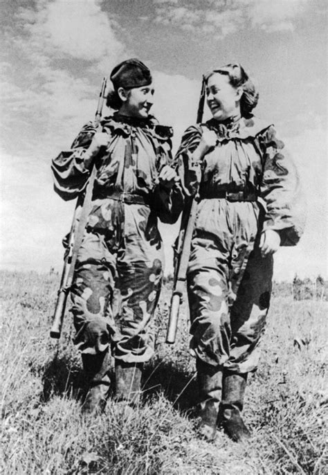 一枪一命，这个二战德国狙击杀神一次打死18名苏联女狙击手