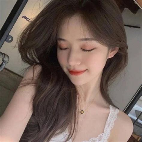 近照女头像图片