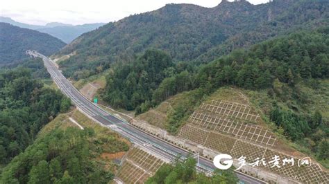 《人民日报》聚焦贵州：高速公路助推旅游产业发展提速_铜仁网