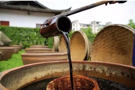 古法传统发酵酱油，5万口酱缸传承千年文化，这酱油“牛掰”了！