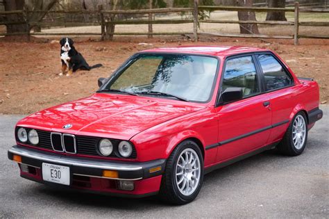 S52-Powered 1989 BMW 325is for sale on BaT Auctions - sold for $17,500 ...