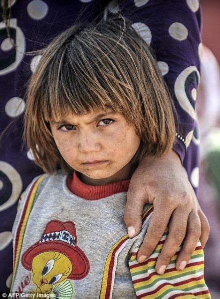 叙利亚难民的图片新闻，让我们真切明白有国才有家！－热点聚焦 | 西征网