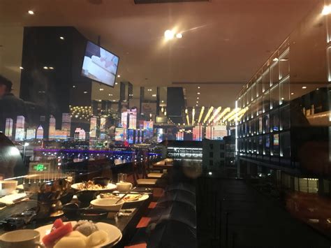 2022青岛海尔洲际酒店·品香苑自助餐厅美食餐厅,海鲜、小火锅不错哦 选的靠窗... 【去哪儿攻略】