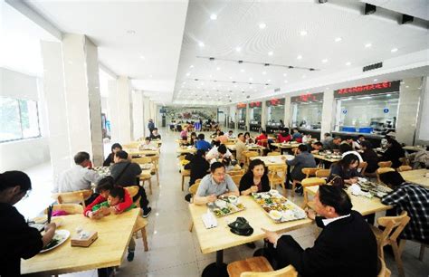 企业食堂办得好 饭勺也是生产力 海宁发布全省首个企业食堂地方标准