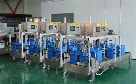 30公斤液体灌装机全自动流水线_仲恒衡器（苏州）有限公司