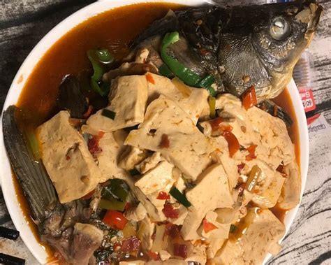 【红烧豆腐炖鱼的做法步骤图，怎么做好吃】好吃鬼陈小丫_下厨房