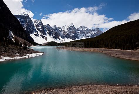 冰碛湖 - 班夫国家公园 - 加拿大高清摄影大图-千库网