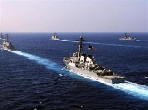 一个航母战斗群的标准配置由哪些舰船组成？职责又是什么？|导弹巡洋舰|指挥官|航空母舰_新浪新闻