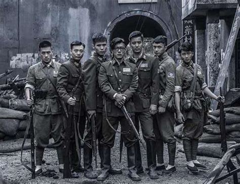 战争片《捍卫者》亮相上海电影节 还原历史真相吸引大批观众|英雄| 捍卫者_凤凰音乐