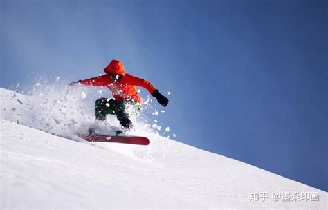 两个滑雪板运动员冰雪冬奥雪山滑板冬天北京_4096X2160_高清视频素材下载(编号:7794557)_实拍视频_光厂(VJ师网) www ...