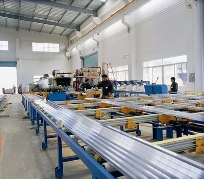 【保温铝皮的简要介绍及其生产过程的弯曲技术-铝板和铝合金板哪个硬】-济南众岳铝业有限公司