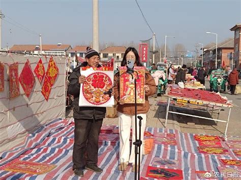 实拍北方农村赶大集，充满乡土气息的场景，你多久没见到了？|集会|大集|农村_新浪新闻