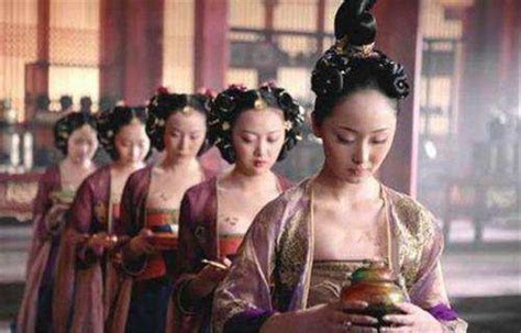 她是唐朝特殊公主，身份尊贵却被贬为宫女，千年后才揭露原因