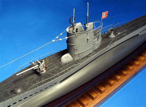 10月14日U47潜艇击沉英国皇家橡树号战列舰：1939年1次杀死833人 - 知乎