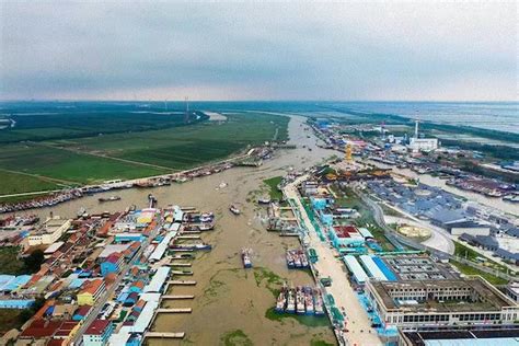 海洋伏季休渔期5月1日启动射阳县黄沙港镇500多艘渔船全部进港
