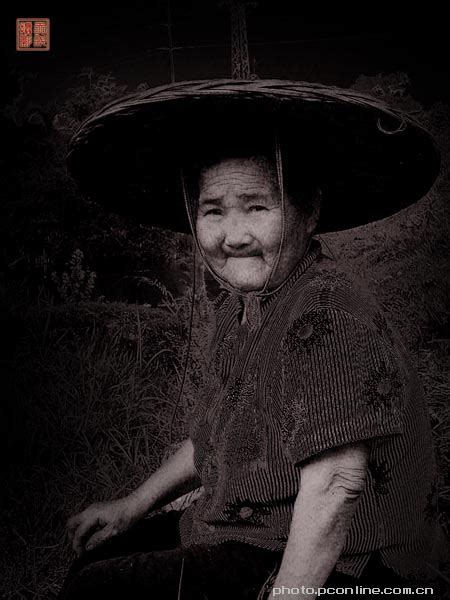 一位老友好老妇人的肖像高清图片下载-正版图片506487958-摄图网
