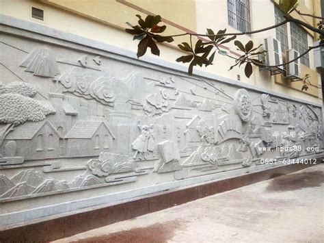 合肥华派雕塑制作的南门小学外墙浮雕圆满完工！