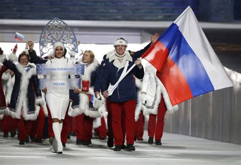 无法以国家名义参赛，俄罗斯队这样出场|俄罗斯|奥委会|东京奥运会_新浪新闻