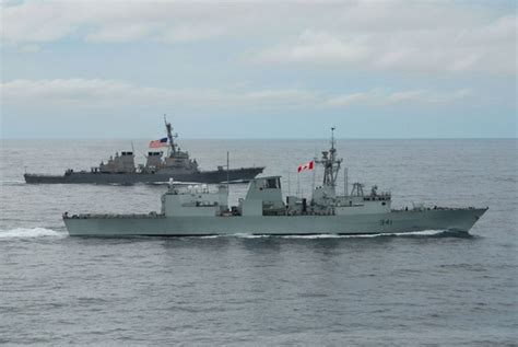 美海军第七舰队证实：美国军舰首次联合加拿大穿越台湾海峡_手机新浪网