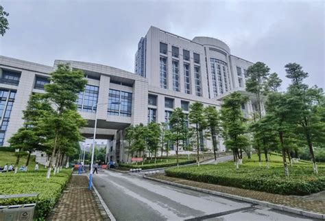 重庆双桥经开区企业服务中心（管委会大楼） - 办公空间 - 李舟设计作品案例