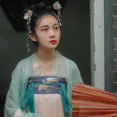 古风小黑伞头像图片女生