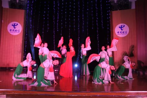 大学艺术团本能舞团参加第十五届珠海大学生文化艺术荟展演