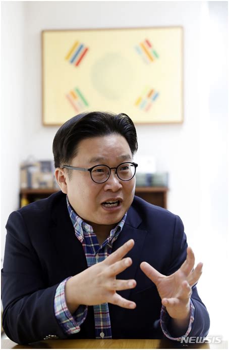 Kimoon简历_浦项科技大学，韩国教授Kimoon受邀参会演讲_活动家