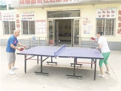 漯河六旬夫妇打乒乓球坚持数年 妻子：他很严但我心里很甜_大豫网_腾讯网