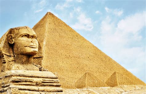 金字塔内部出现神秘图案，是否预示着古埃及文明与外星生物有关？