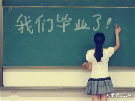 湖南一高校治上课“低头族” 课前先交手机【5】--图说中国--人民网